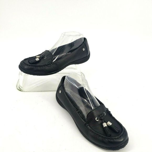 vionic black slip on